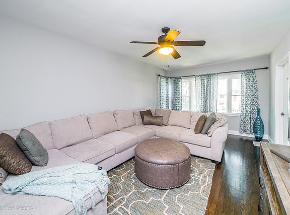 5th image of 3037 Calwagner Ave #1