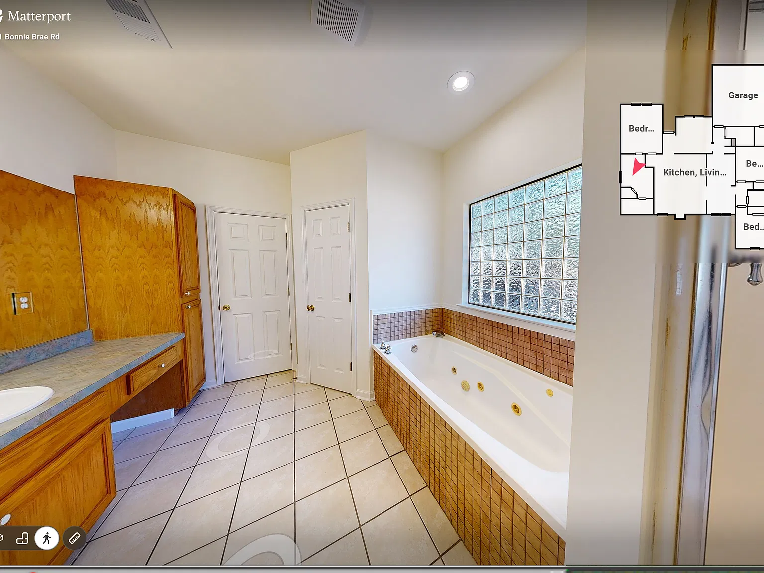 3 bed, 1689 sqft, $2,100 — Photo 2
