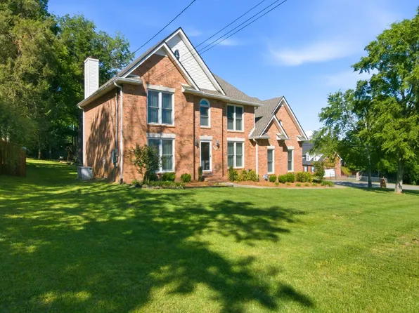 203 Dogwood Ln, Smyrna, TN 37167