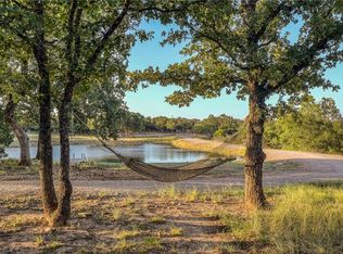 301 Fingerbanks Ln, Weatherford, TX 76088
