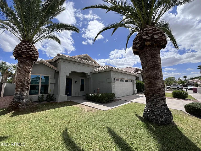 8709 E Gail Rd — Photo 25
