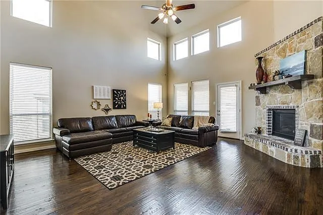 11982 Giddings Dr — Photo 10
