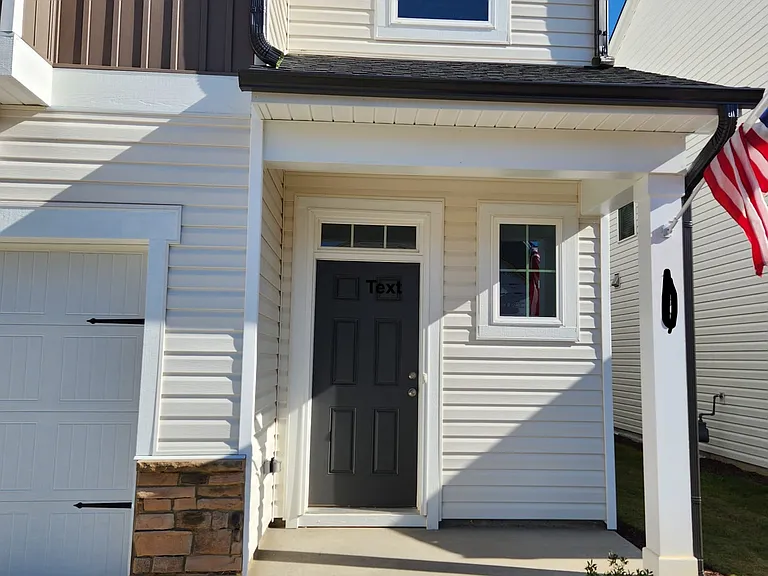 290 Gregory Village Dr — Photo 2