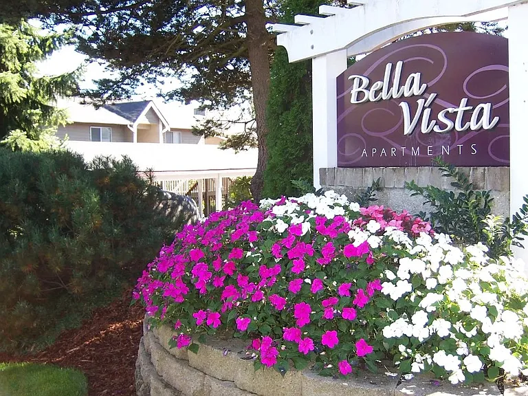 Bella Vista — Photo 3