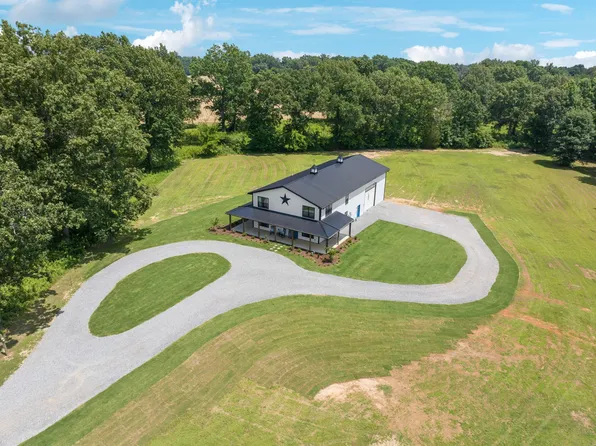 7643 Highway 52, Orlinda, TN 37141