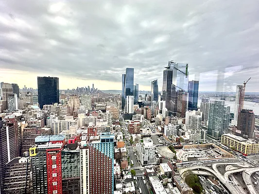 Rented by Addison Property Group | media 11