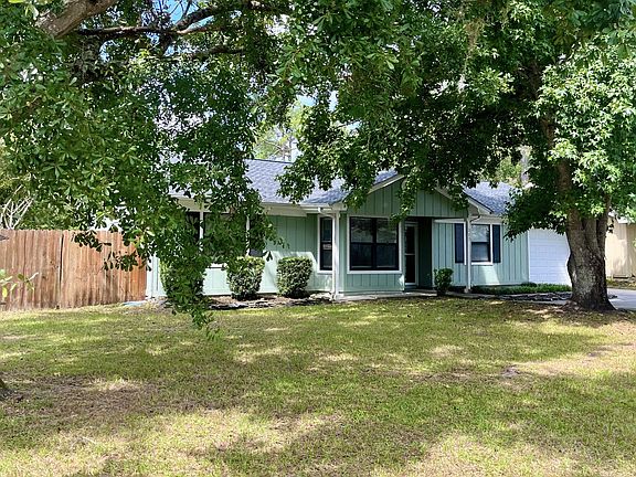 5th image of 317 Lakeview Dr
