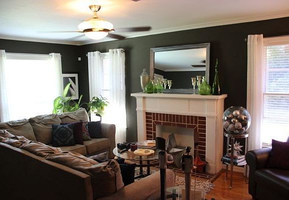 3rd image of 352 Wyandotte St