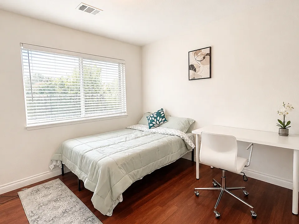 4568 El Cajon Ave