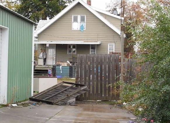 2nd image of 2118 W York Ave