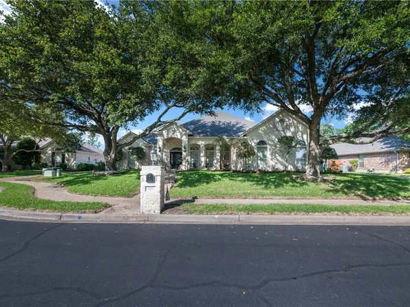 401 Stallion, Woodway, TX 76712