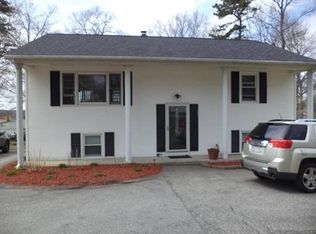 25 Redgate Rd, Attleboro, MA 02703