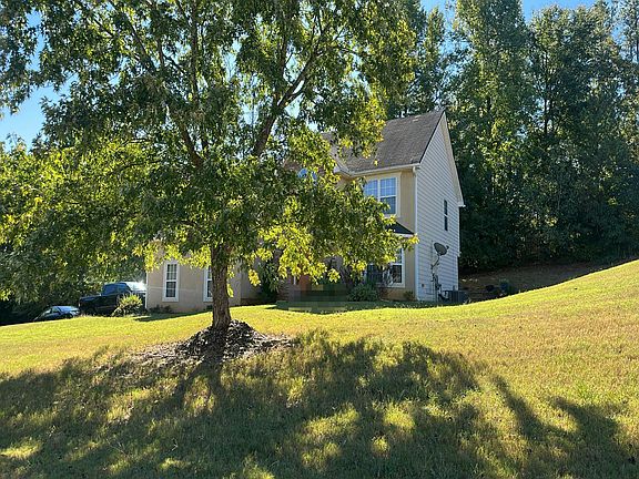 2nd image of 4409 River Ridge Cir