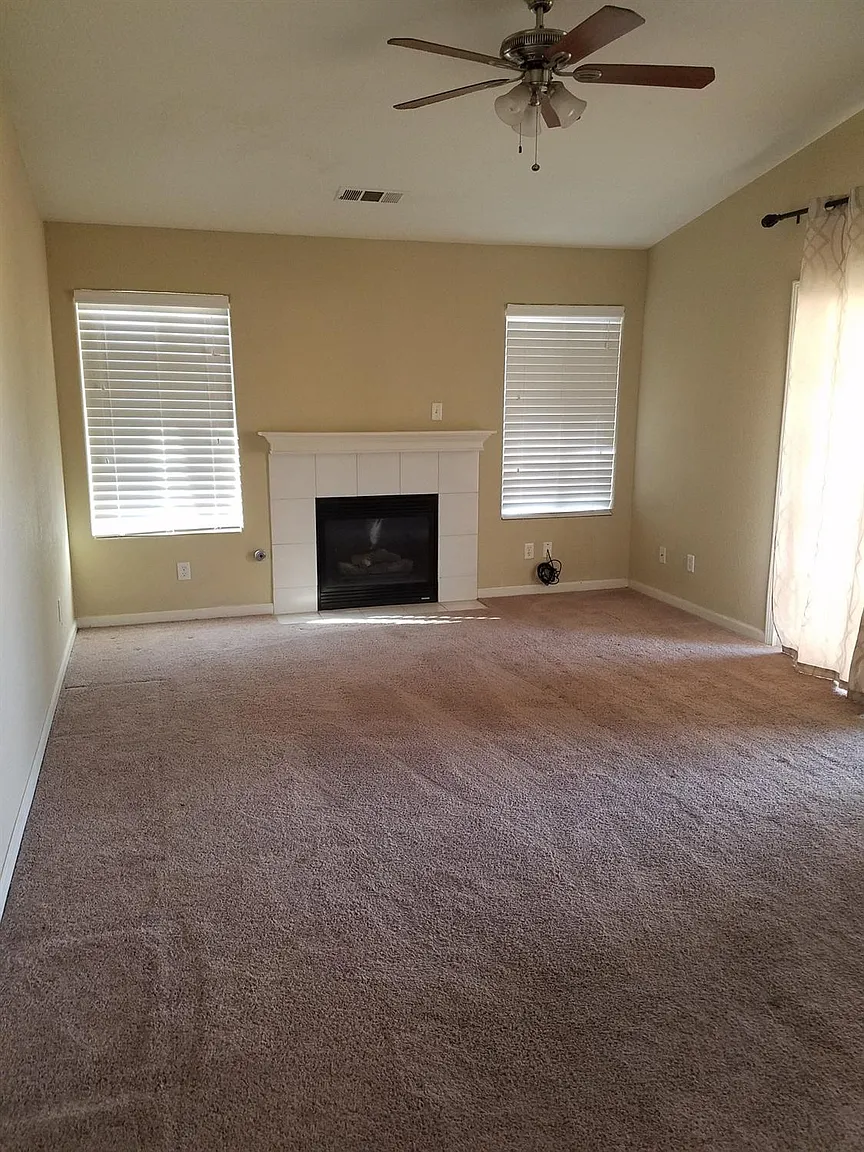 677 Mendocino Ct photo 1