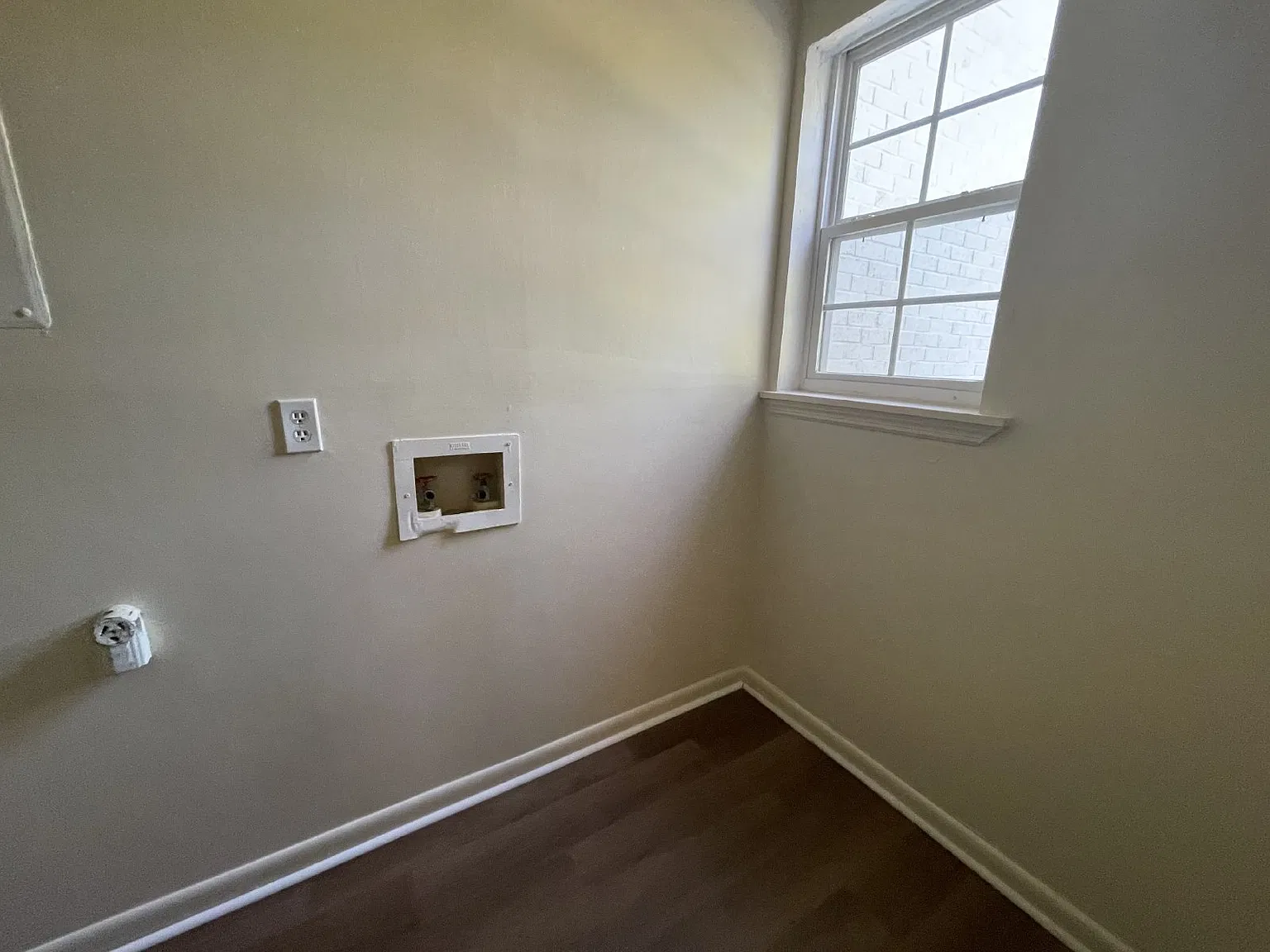 2 bed, 1.0 bath, 850 sqft, $850 — Photo 4