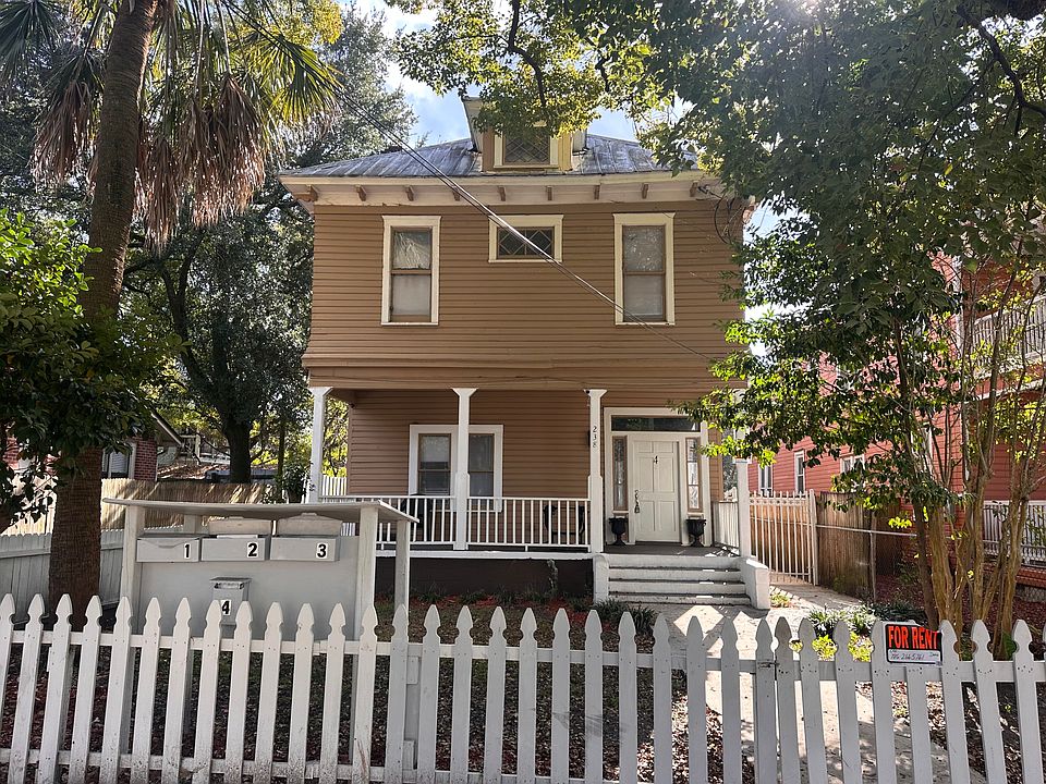 1st image of 238 E 6th St #4
