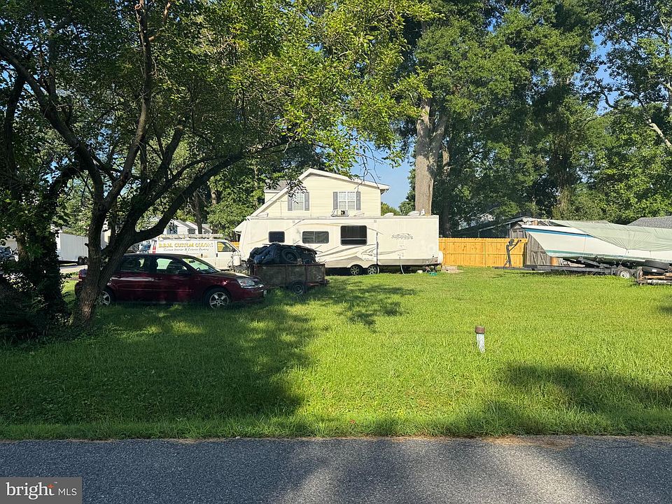 1st image of 1198 Oak Ave