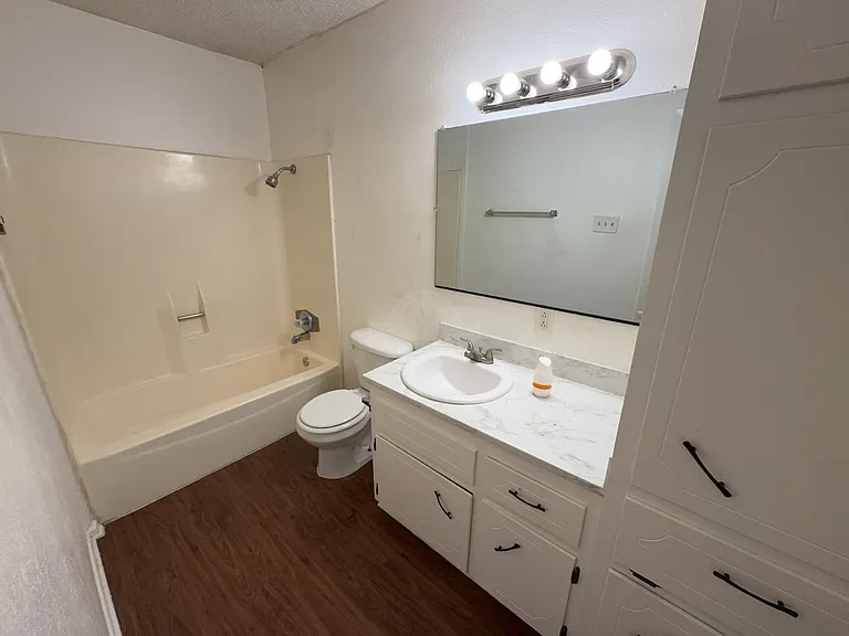 1209 Wales Dr, Killeen — Photo 11