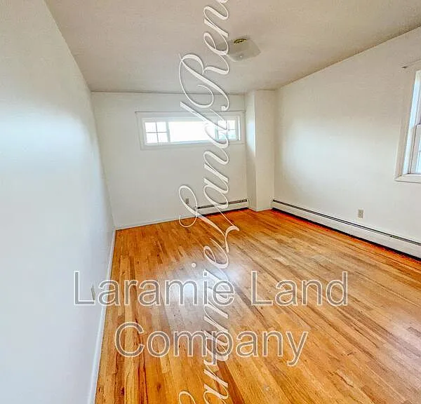 1453 North St — Photo 3