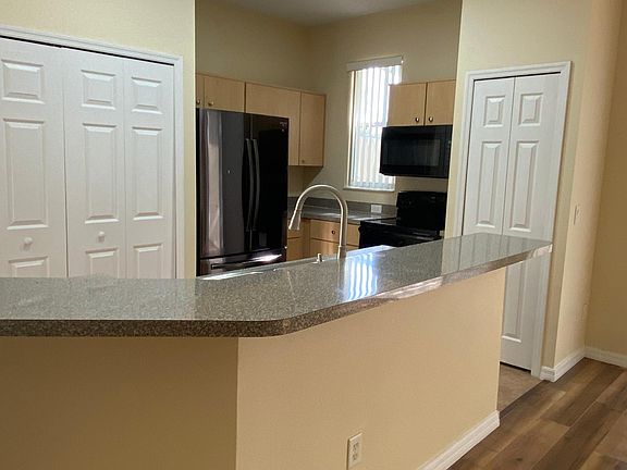 4th image of 1264 S Beach Cir