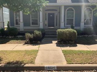 1604 Angel Ln, Aubrey, TX 76227