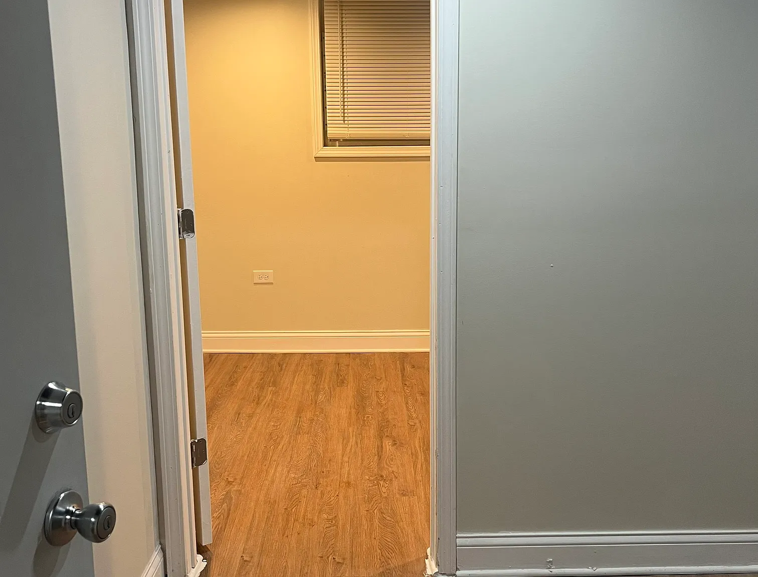3 bed, 1400 sqft, $1,800 — Photo 2