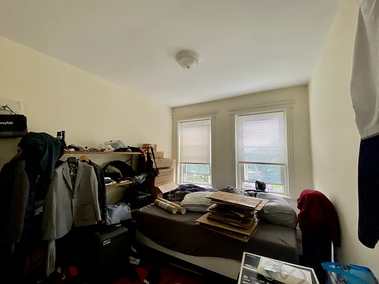 100 Queensberry St #17 — Photo 7