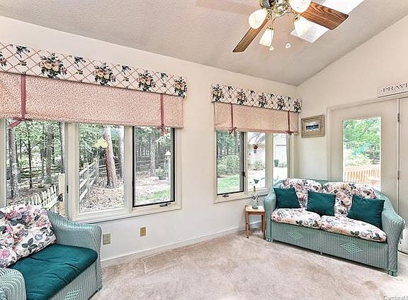 5th image of 2707 Heathershire Ln