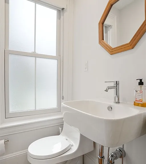 8 Florence St #0 — Photo 15