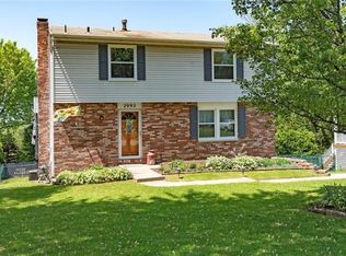 2992 Amy Dr, South Park, PA
