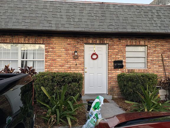 3rd image of 919 W Millard Ct