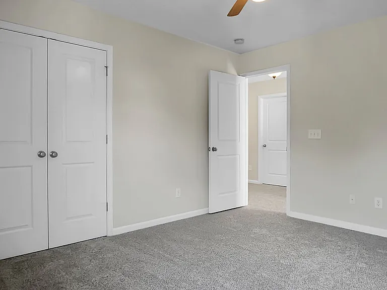 8003 Henderson Rd — Photo 41