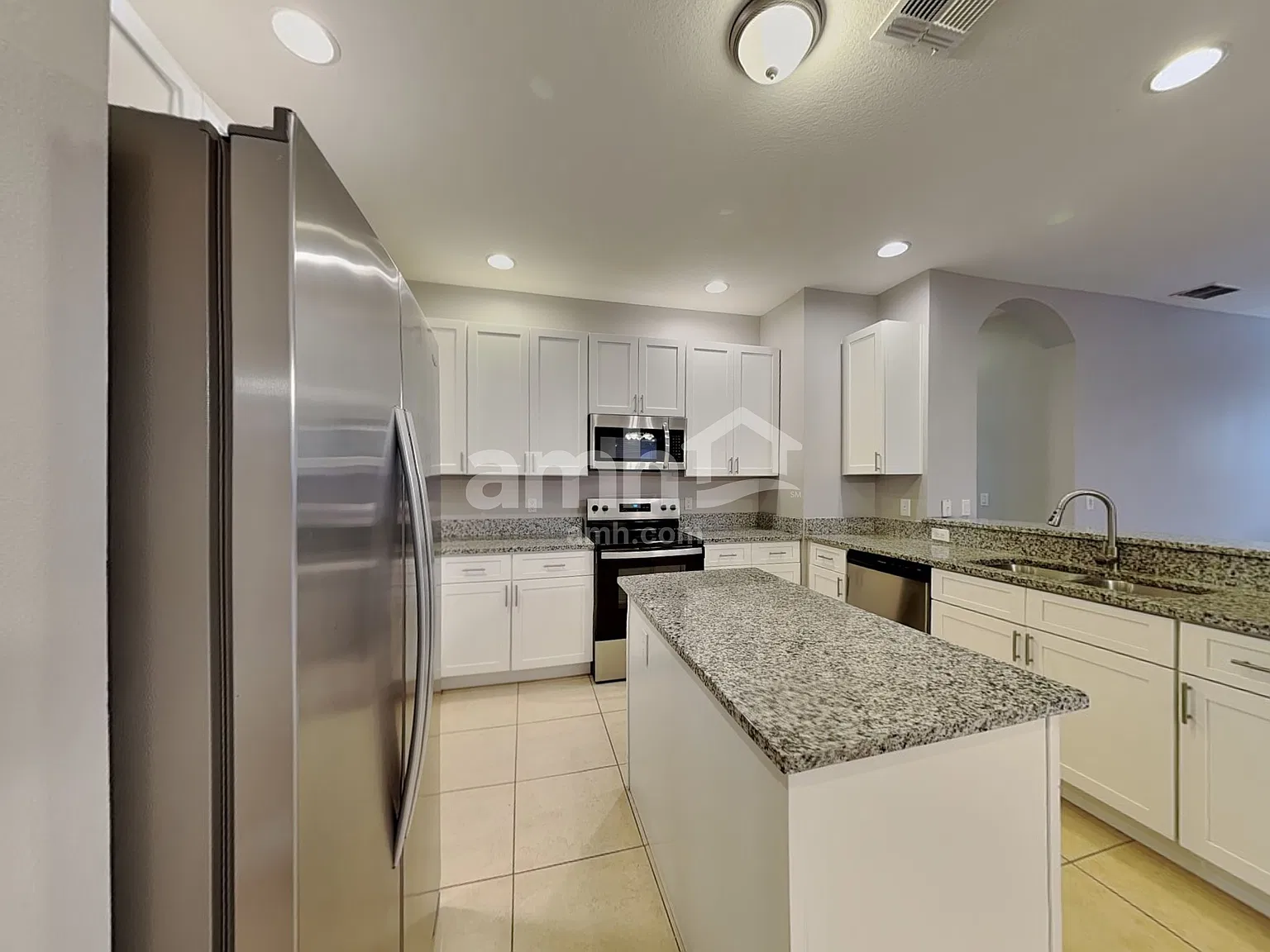4 bed, 3.0 bath, 2374 sqft, $2,945 — Photo 3