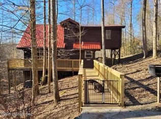 447 Robbie Ridge Rd, Stanton, KY 40380