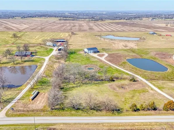 120 SW County Road U, Holden, MO 64040