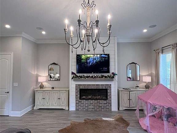 3rd image of 6548 Avenue B St