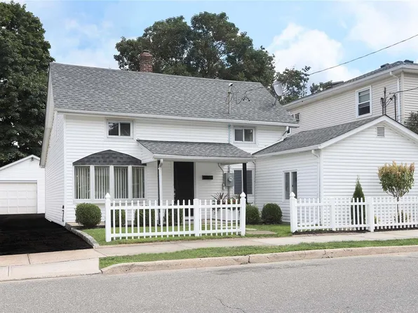 29 East Avenue, Glen Cove, NY 11542