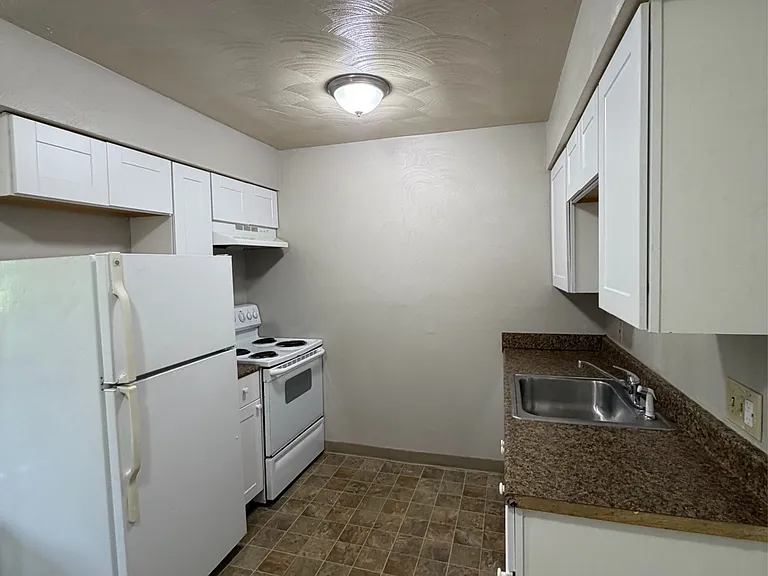 3334 Pleasant Grove Rd — Photo 7