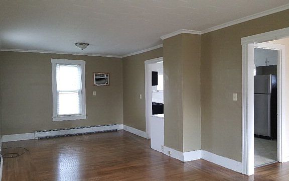 4th image of 105 West St