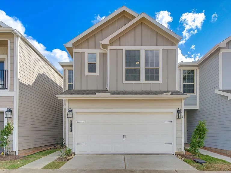 10329 Harmon Smith Dr — Photo 1