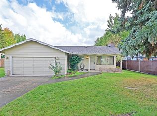 1984 Crestbrook Rd, Medford, OR 97504