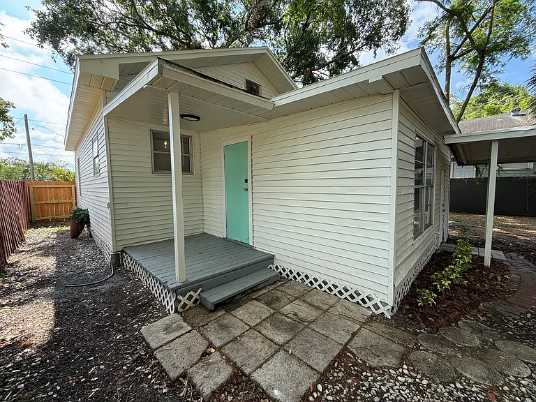 6916 N Central Ave — Photo 22