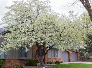 1520 E Otonka Trl, Sioux Falls, SD 57103