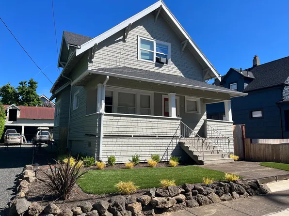 619 NE Stanton St, Portland, OR 97212