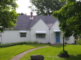 208 N Maple St, Toluca, IL 61369