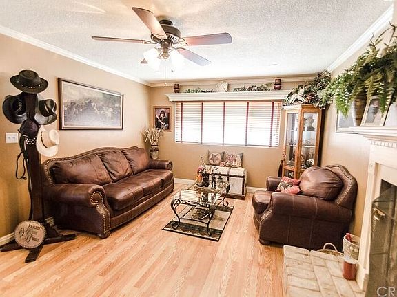 4th image of 3466 Hillside Ave