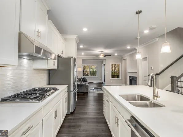 5101 Chesterfield Ln, Atlanta, GA 30338