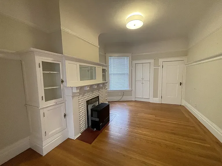 1308 Haight St — Photo 7