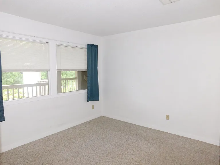 6222 Harbourside Dr — Photo 18
