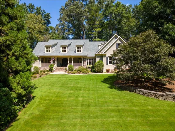 1053 Swathmore Dr NW, Atlanta, GA 30327